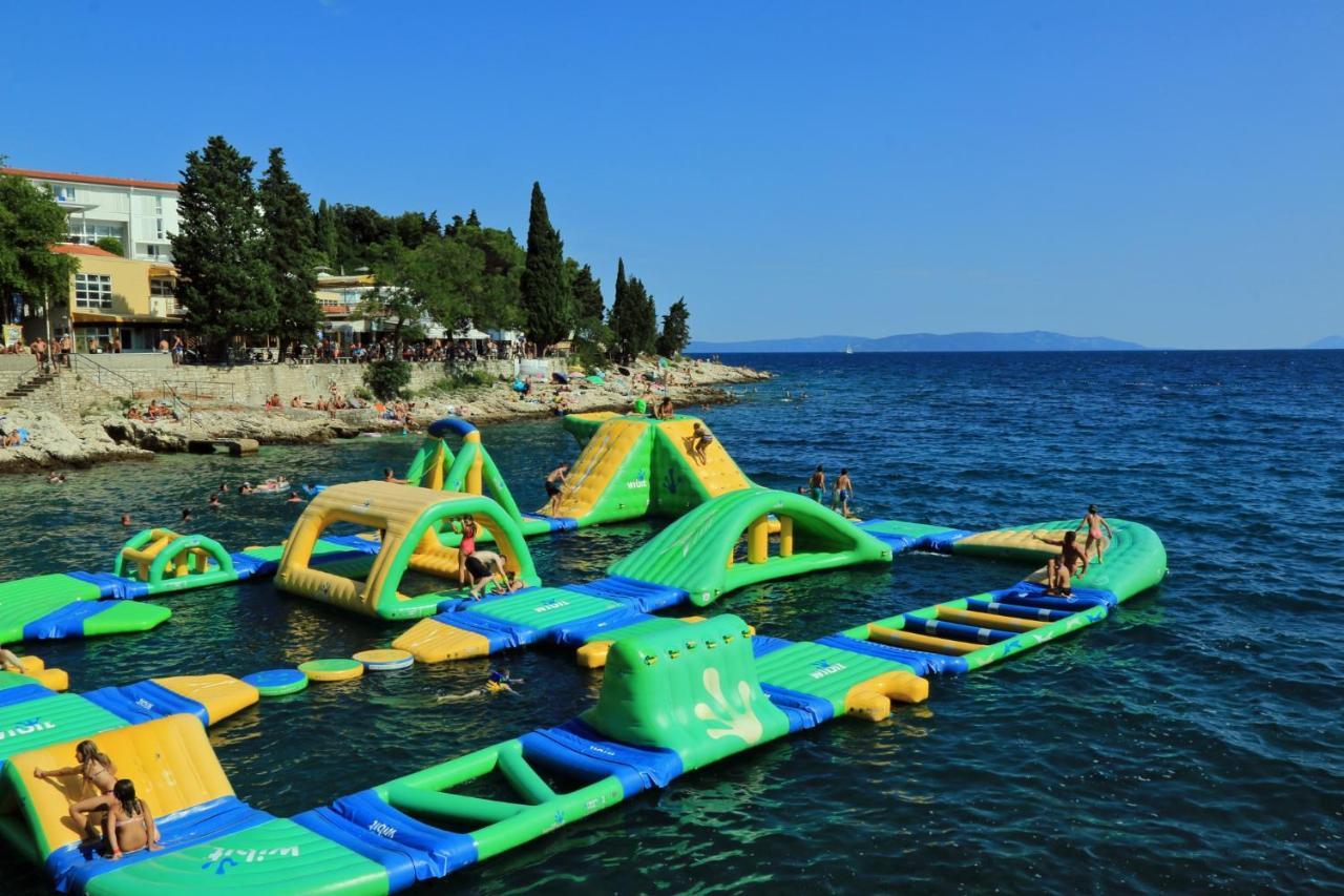 Apartments With A Parking Space Rabac, Labin - 7410 Εξωτερικό φωτογραφία